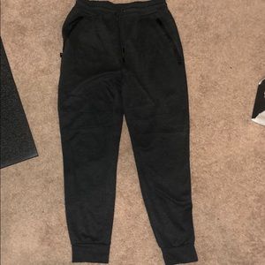 SOLD Men’s joggers